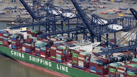 U.S. and China Trade $30 Billion in Tariff Cuts as Truce Clock Runs to November